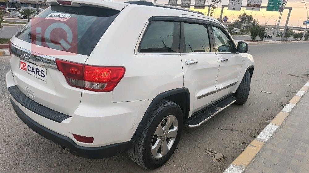 جيب جراند شيروكي